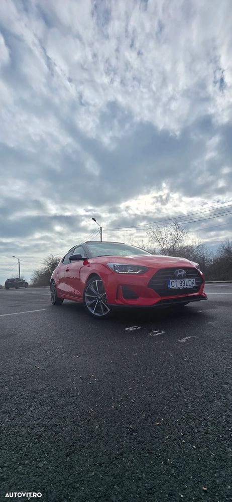 Hyundai Veloster - 3