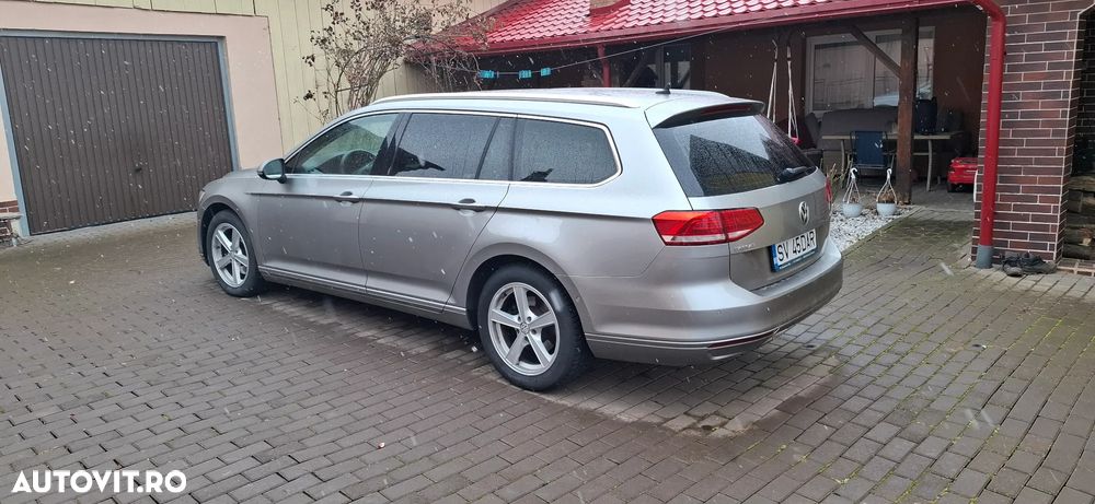 Volkswagen Passat - 11