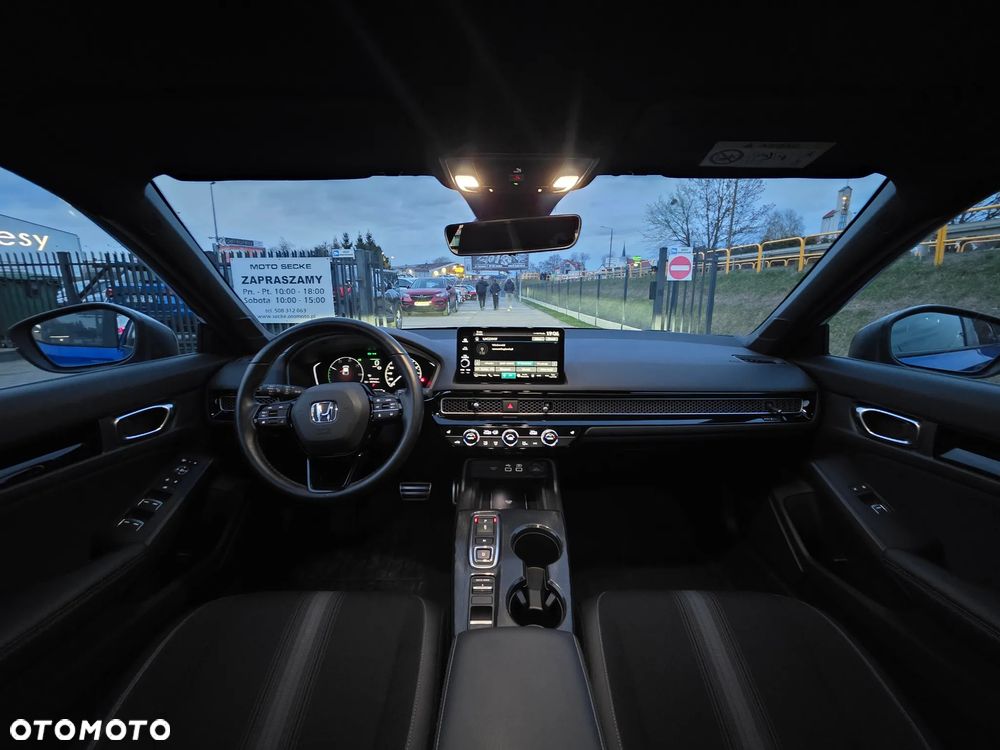 Honda Civic 2.0 i-MMD Sport CVT - 11