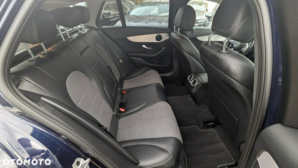 Mercedes-Benz Klasa C - 16