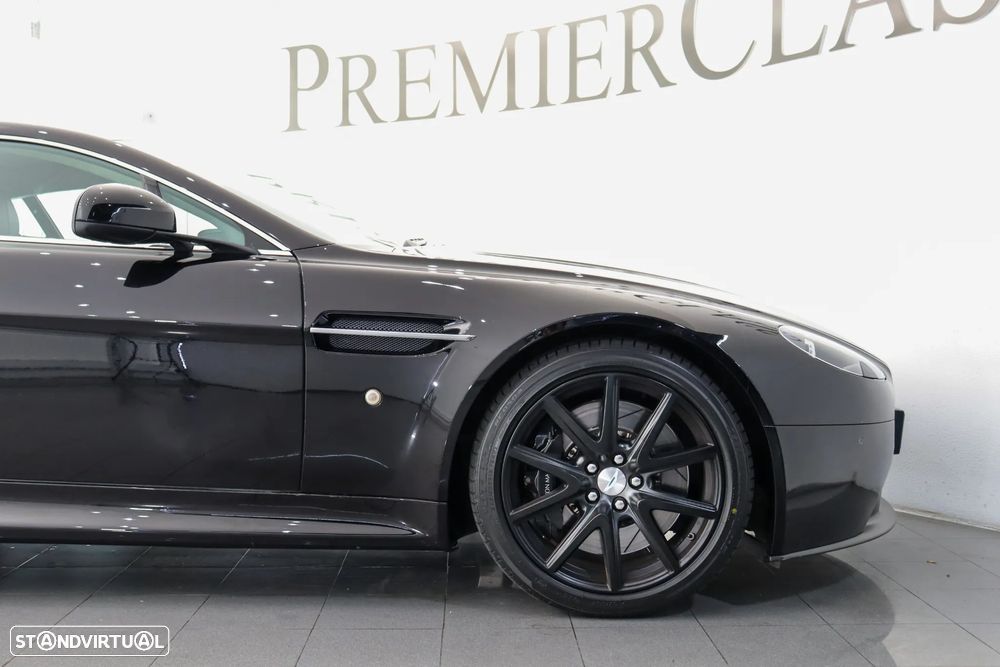 Aston Martin Vantage Coupe V8 Sportshift - 25
