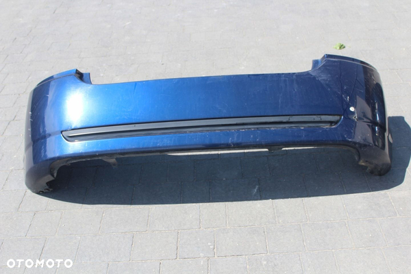 ZDERZAK TYŁ TOYOTA COROLLA E12 LIFT HATCHBACK KOLOR 8P4
