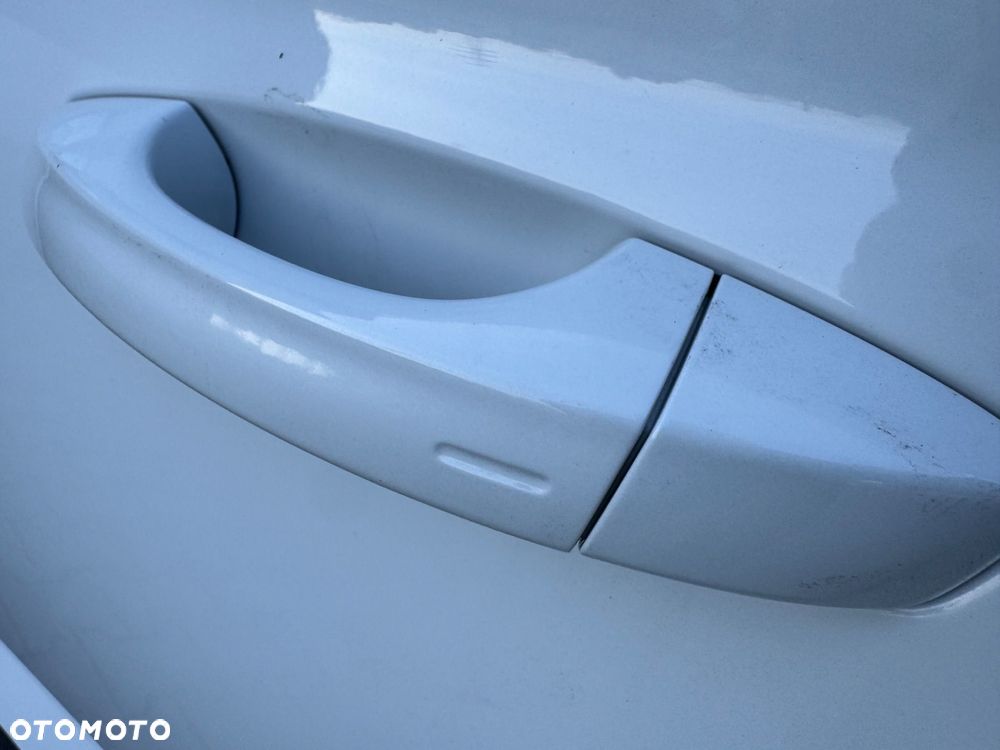 Skoda Superb 2.0 TDI 4x4 DSG L&K - 34