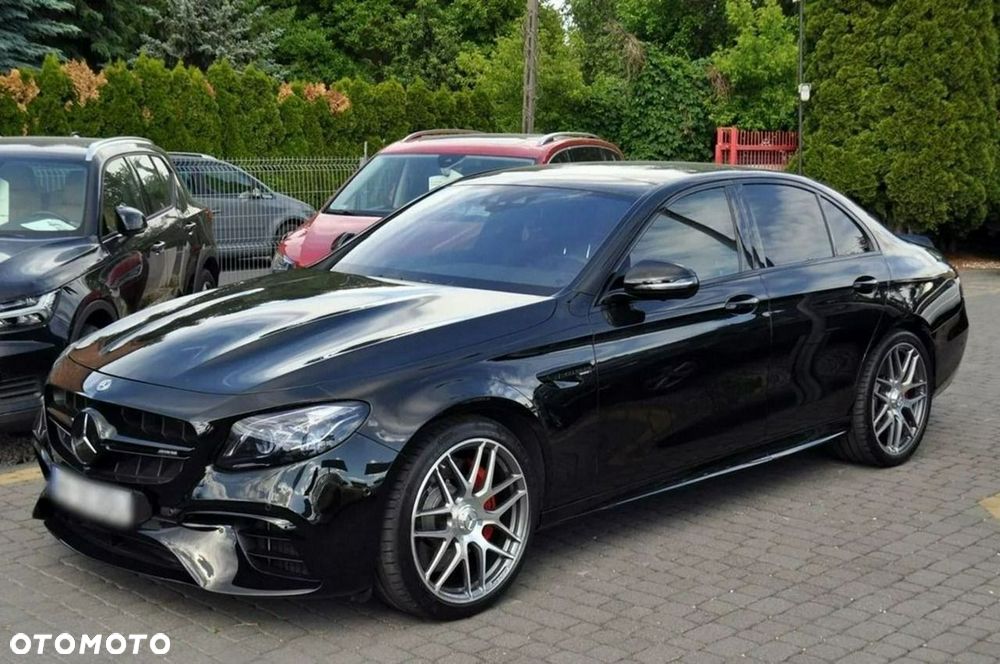 Mercedes-Benz Klasa E - 2
