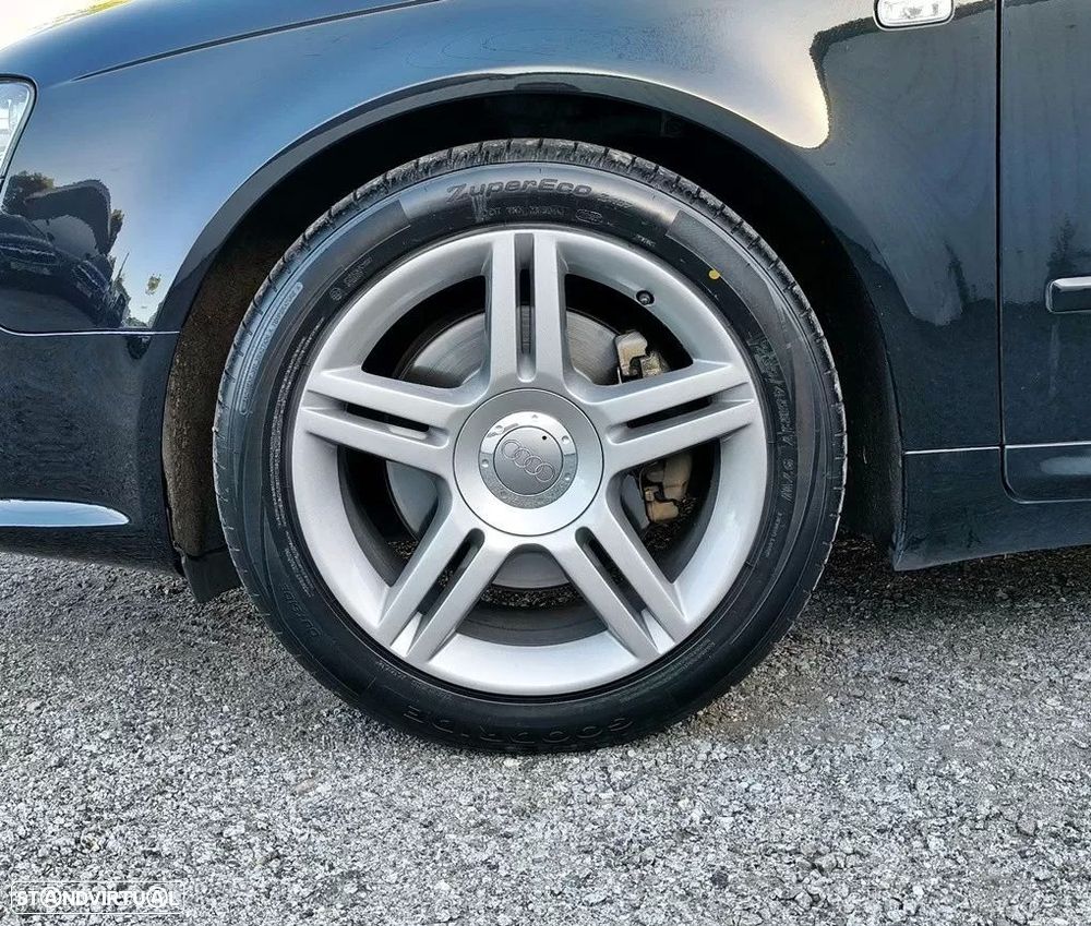 Audi A4 2.0 TDI S-line - 14