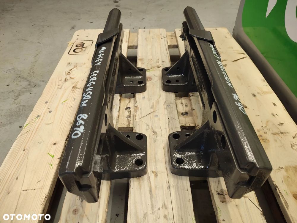 Listwa zaczepu Massey Ferguson 8670 (816500060022) - 3