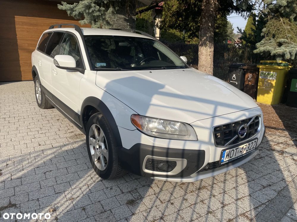 Volvo XC 70 - 1
