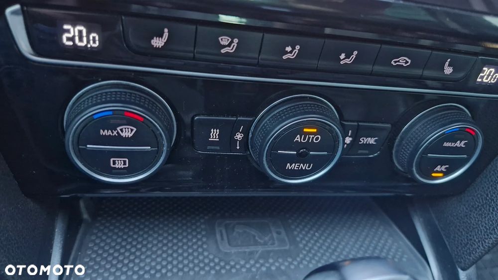 Volkswagen Passat 2.0 TSI OPF 4 Motion DSG Highline - 37