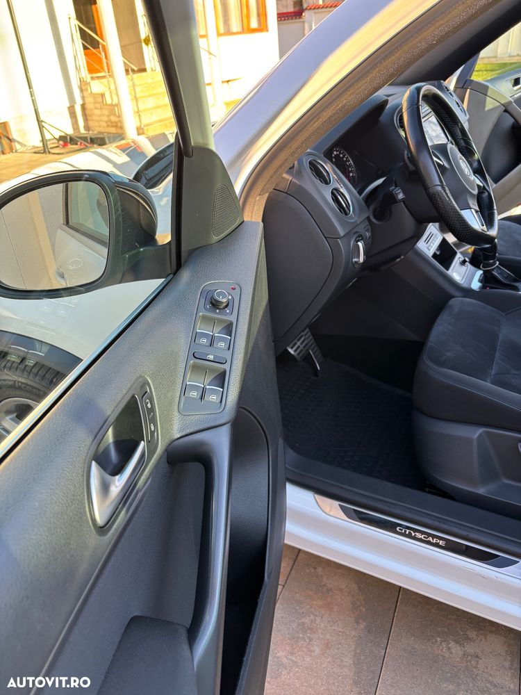 Volkswagen Tiguan 2.0 TDI DPF DSG 4Mot Comfortline - 6