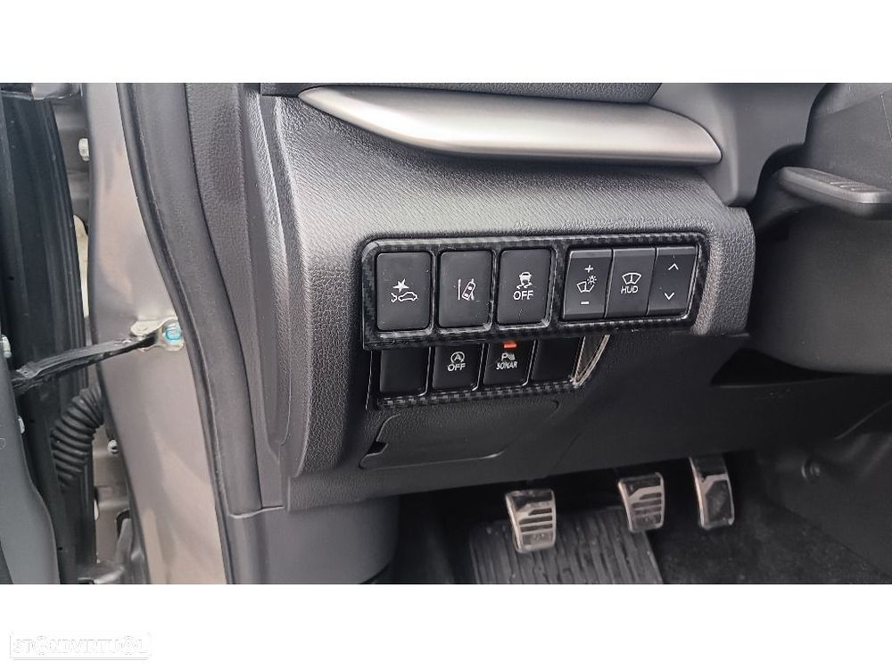 Mitsubishi Eclipse Cross 1.5 MIVEC Black Edition - 11