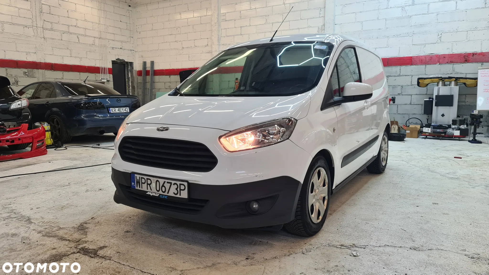 Ford TRANSIT COURIER - 3