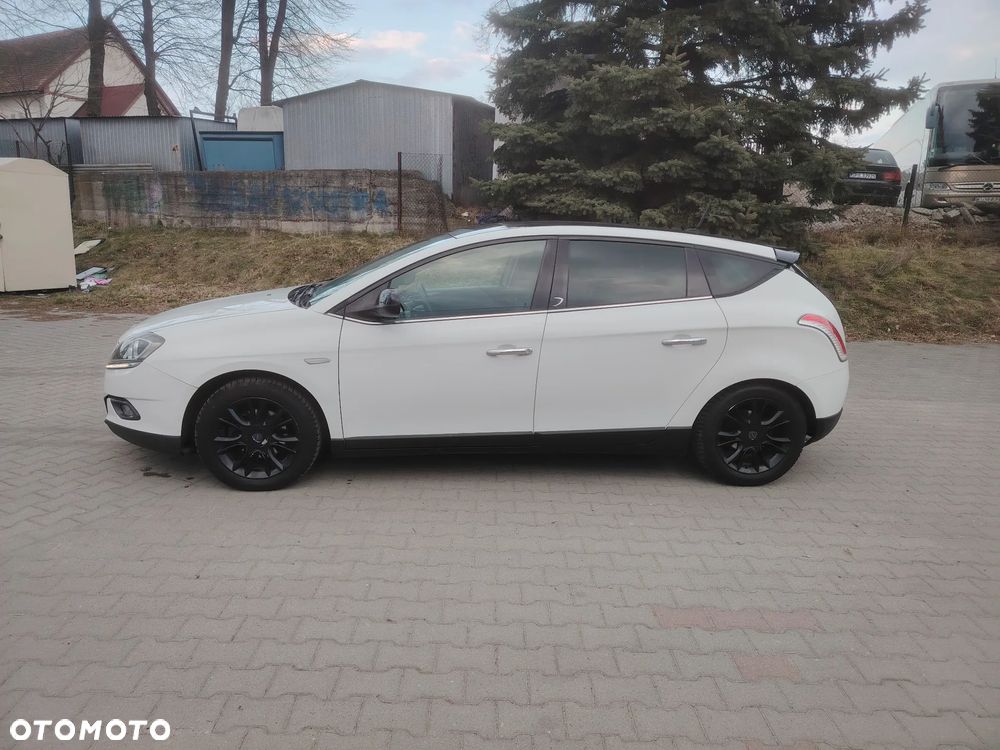 Lancia Delta 1.4 T-Jet Argento Euro5 - 3