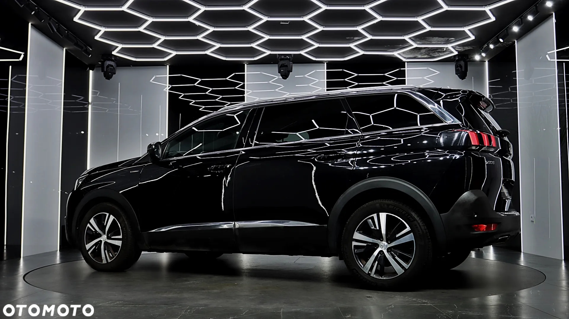 Peugeot 5008 2.0 BlueHDi GT S&S EAT8 - 4