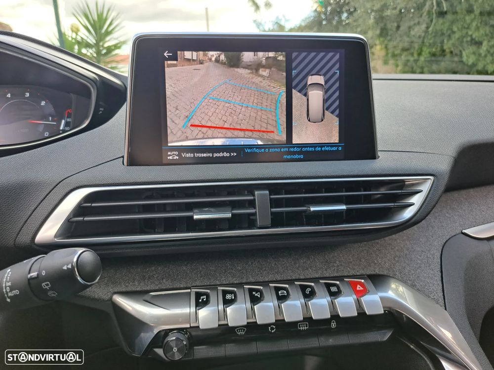 Peugeot 5008 BlueHDI 130 EAT8 Allure - 31