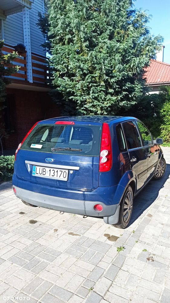 Ford Fiesta 1.3 Ambiente - 3