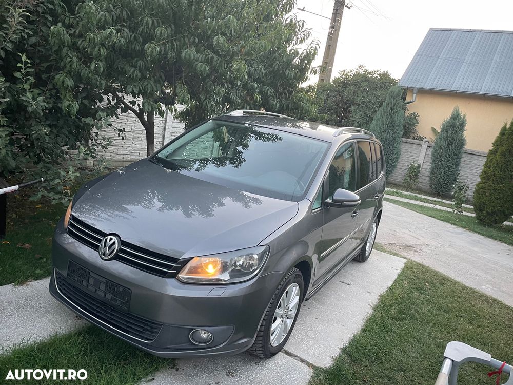 Volkswagen Touran - 1
