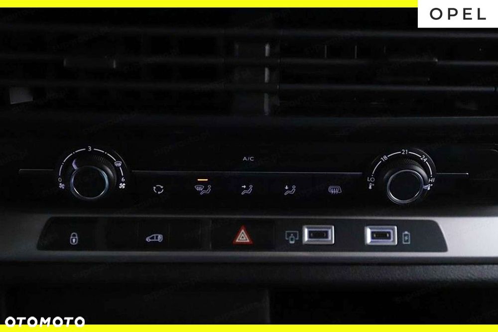 Opel Vivaro XL L2H1 Zabudowa Brygadowa EAT8 2.2 180KM - 11