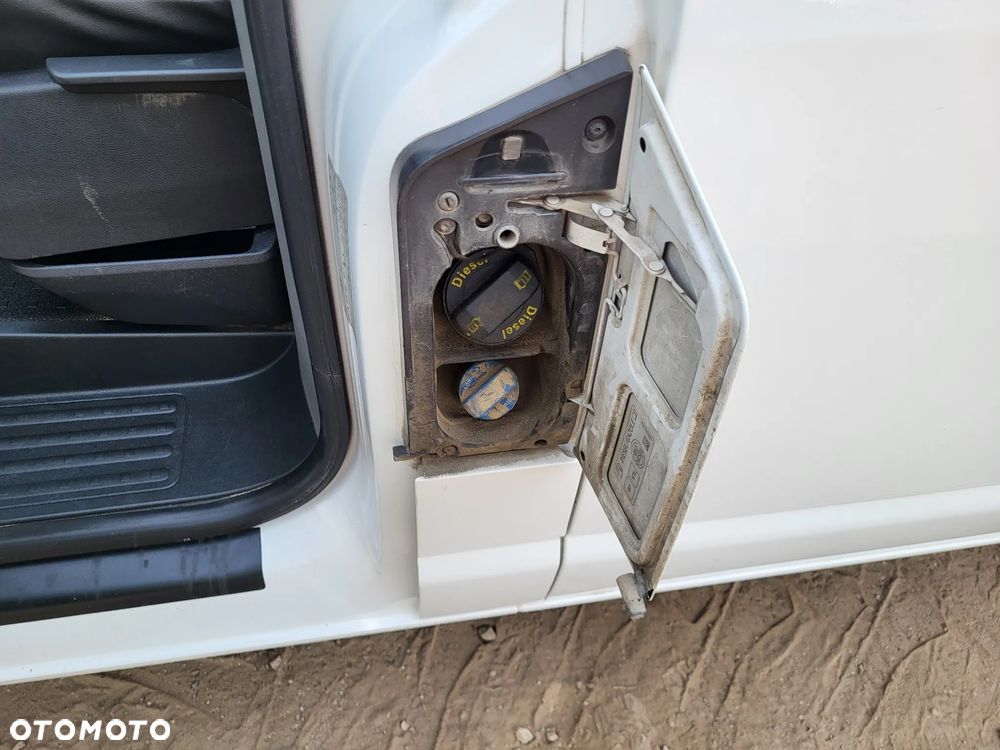 Volkswagen Transporter - 28