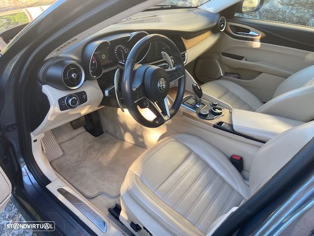 Alfa Romeo Giulia 2.2 D Super AT8 - 1