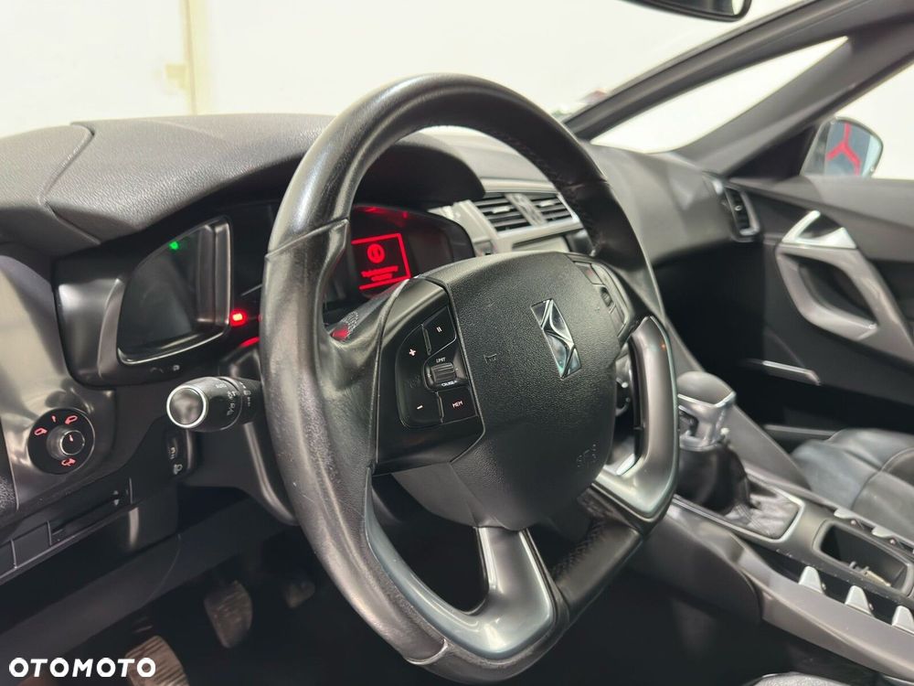 DS Automobiles DS 5 - 30