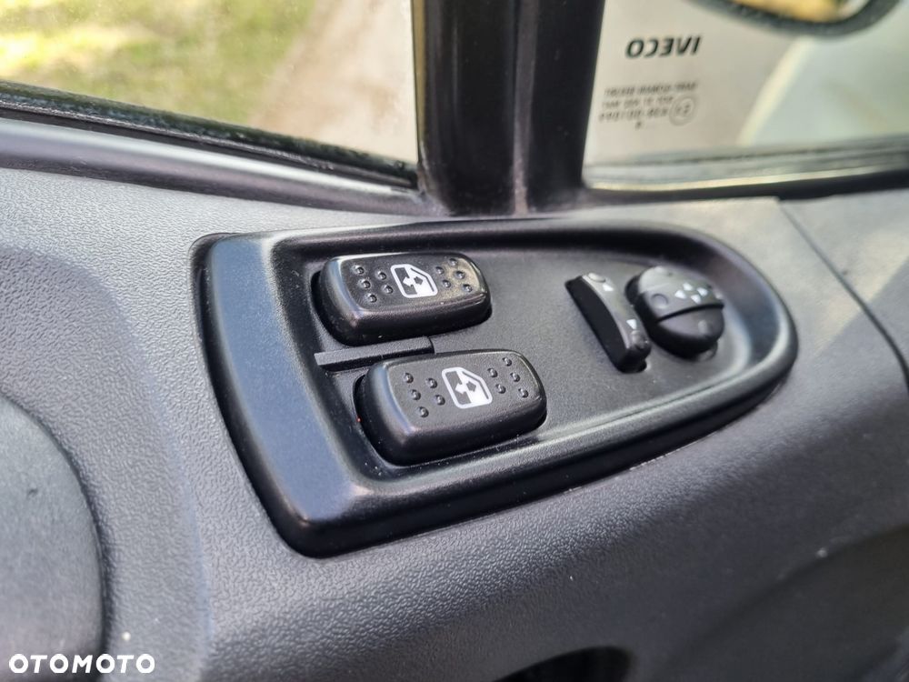 Iveco daily Super Stan tylko 300 tyś km - 15