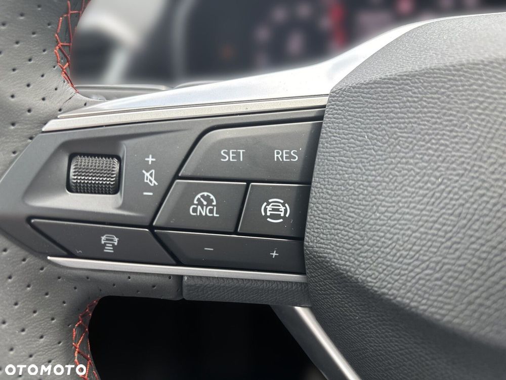 Seat Leon 1.5 eTSI FR DSG - 20