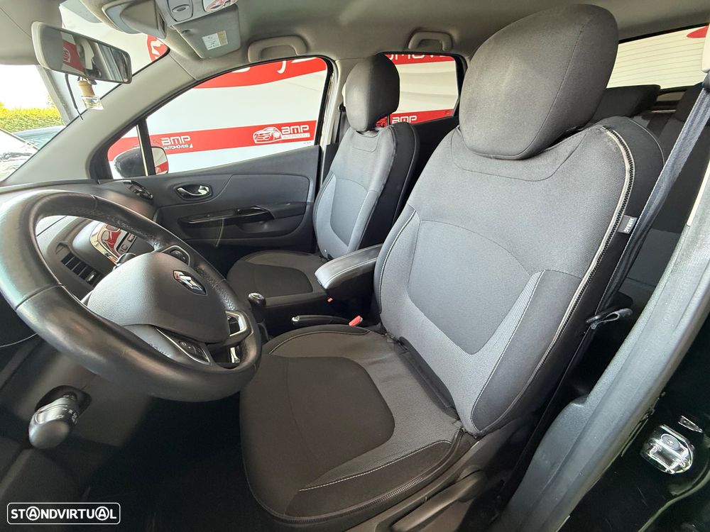 VW Golf 1.6 TDi Style - 9