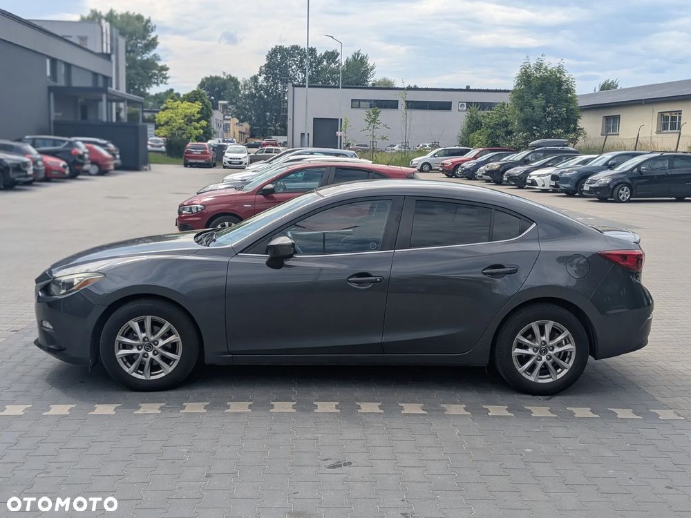 Mazda 3 - 4