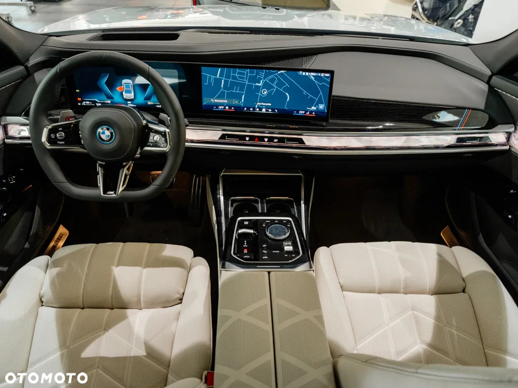 BMW Seria 7 750e PHEV xDrive M Sport sport - 4