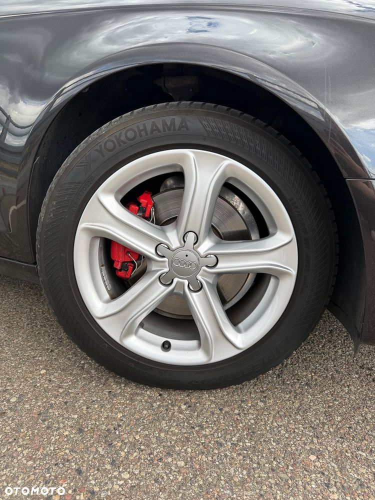 Audi A4 Avant 2.0 TDI - 7