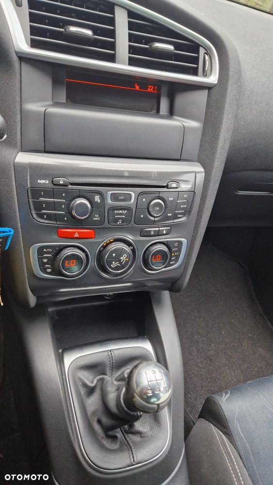 Citroën C4 VTi 120 Exclusive - 16