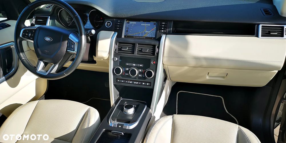 Land Rover Discovery Sport TD4 HSE Luxury - 17