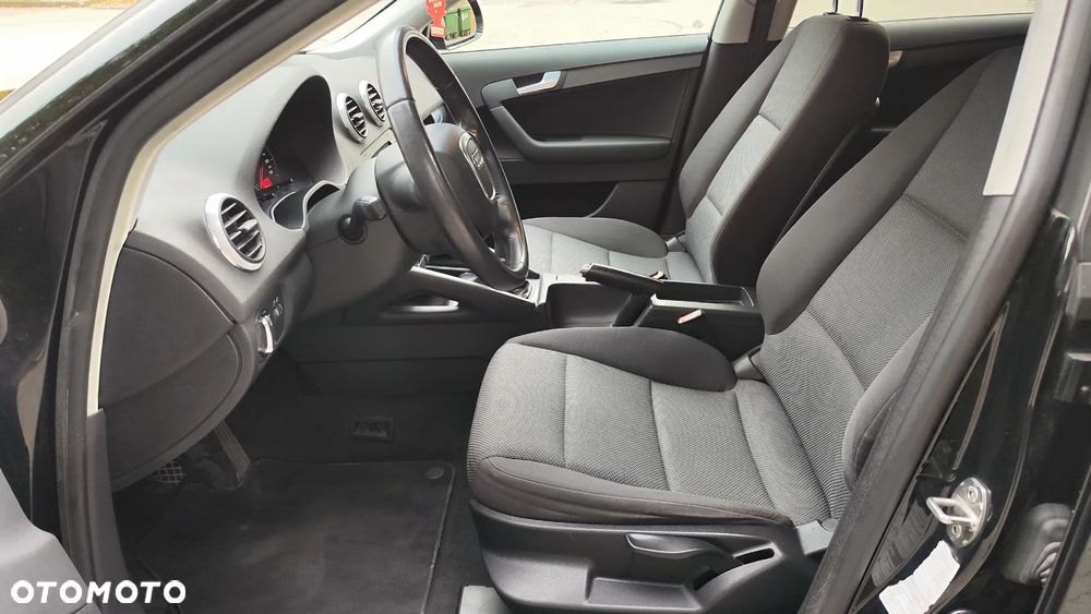 Audi A3 Sportback 1.6 Attraction - 20