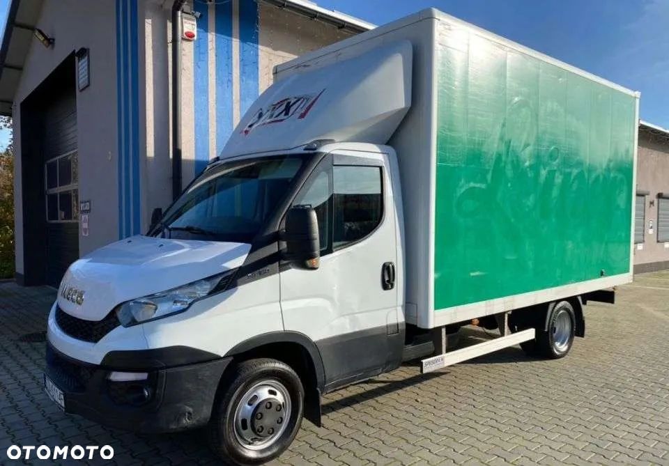 Iveco Daily 35 C15 Kontener 4.4m