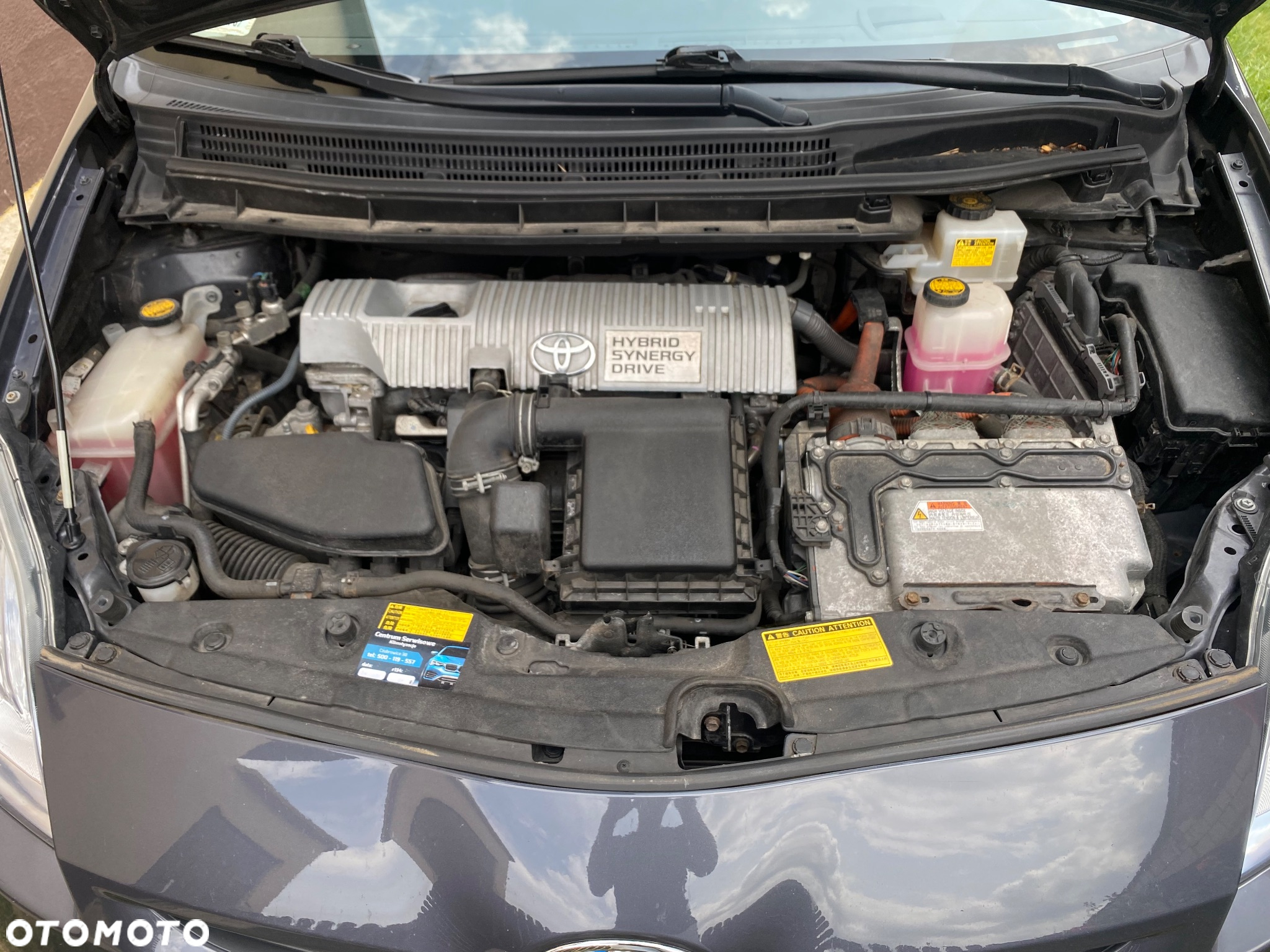 Toyota Prius (Hybrid) - 17