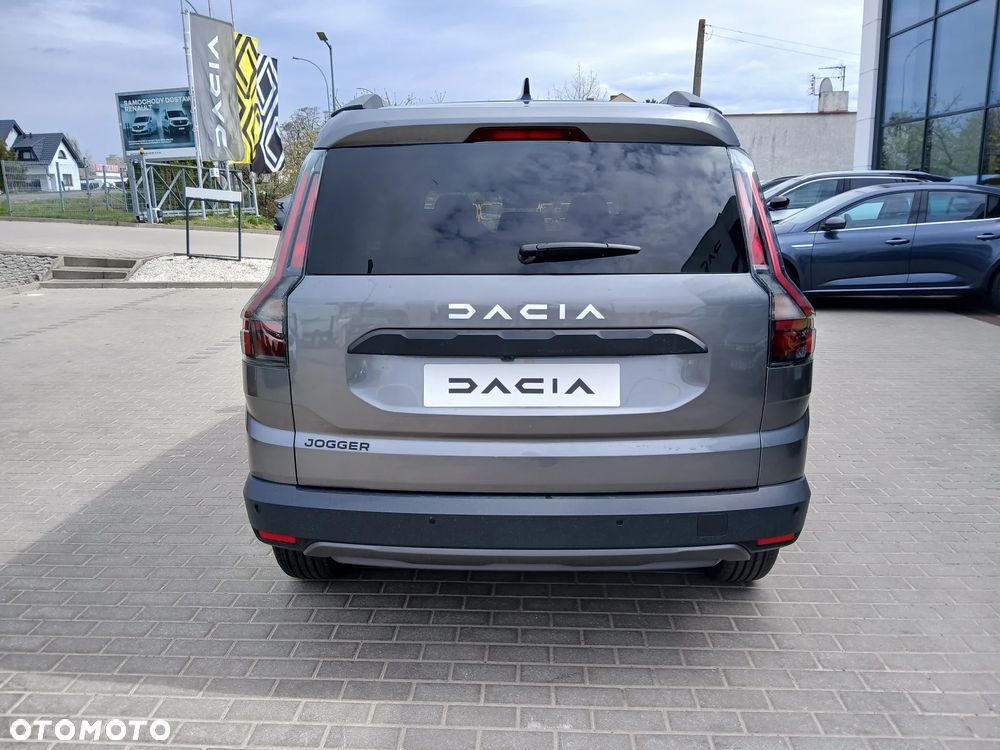 Dacia Jogger 1.0 TCe 110 Journey 7os - 6