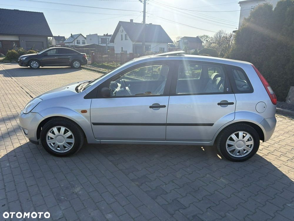 Ford Fiesta 1.4 Silver Magic - 4
