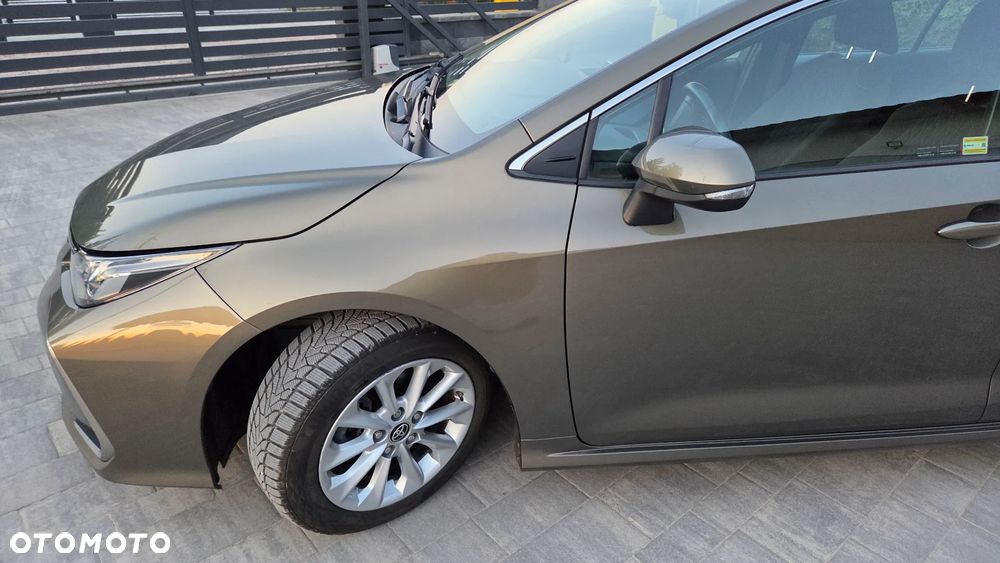 Toyota Corolla 1.8 Hybrid Comfort - 4