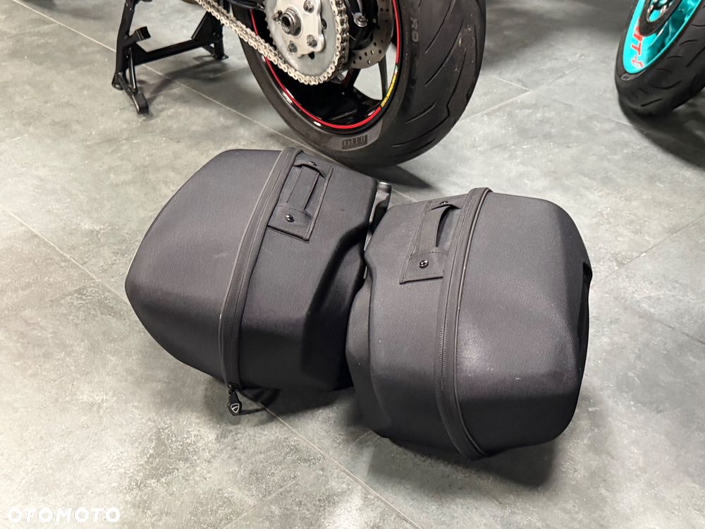 Ducati Hypermotard - 33