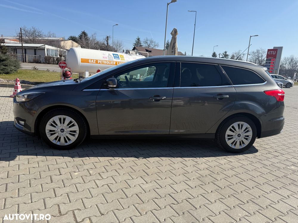 Ford Focus 1.5 TDCi DPF Start-Stopp-System Titanium - 6