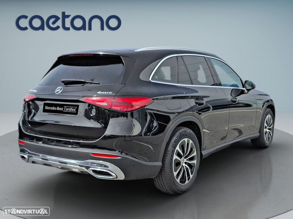 Mercedes-Benz GLC 220 d 4Matic — fotografia 8