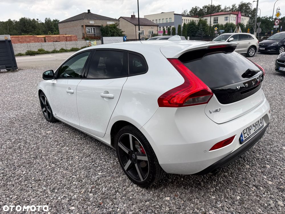 Volvo V40 T3 Drive-E R-Design Momentum - 25