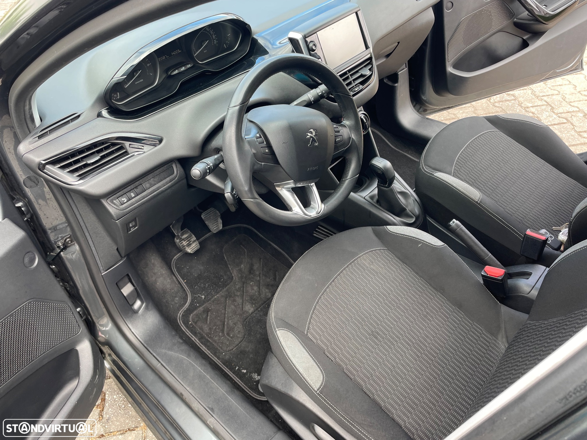 Peugeot 208 1.2 VTi Active - 25