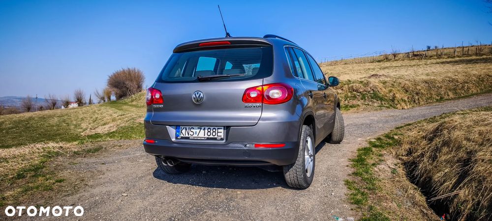 Volkswagen Tiguan 2.0 TDI DPF 4Motion Track & Field - 8