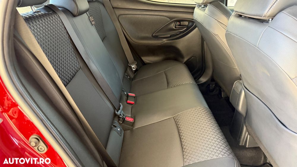 Toyota Yaris 1.5 VVT-i Premiere Edition - 7