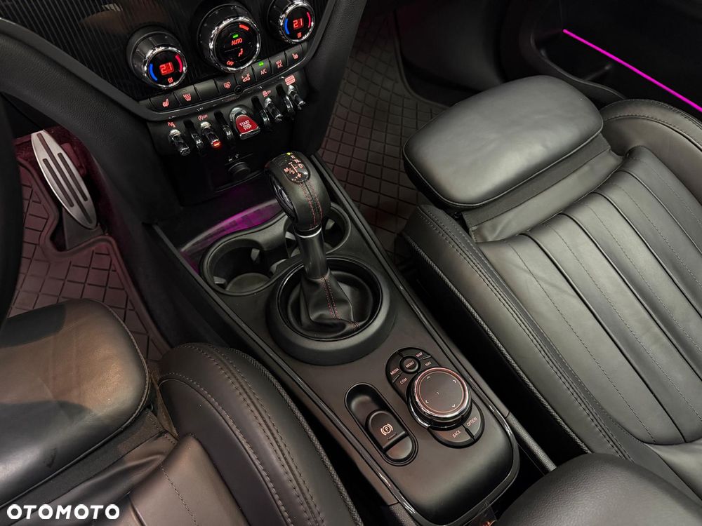 MINI Countryman - 24