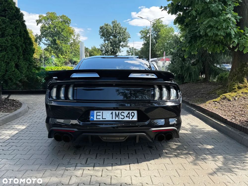 Ford Mustang 5.0 V8 GT - 5