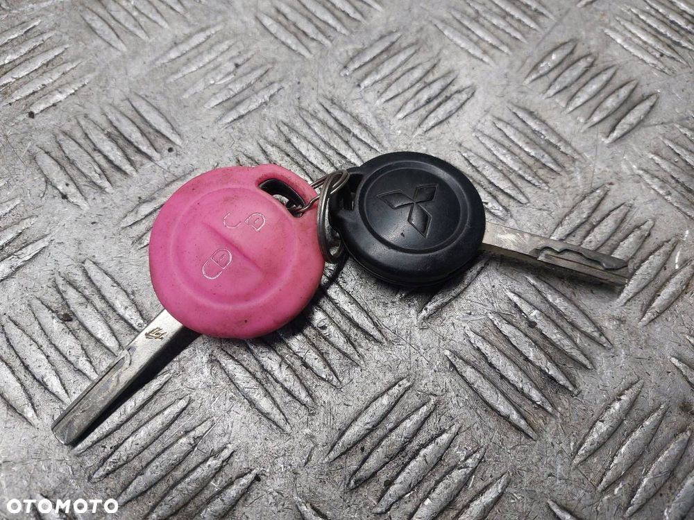 ZESTAW STARTOWY MITSUBISHI COLT VI 1.5 DID PMN902329 A6391501079 MR955230 - 6