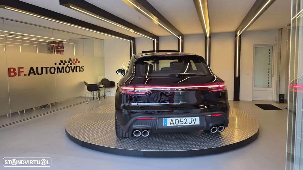 Porsche Macan T - 14