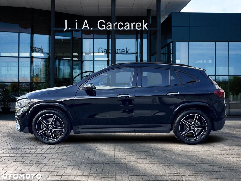 Mercedes-Benz GLA - 3